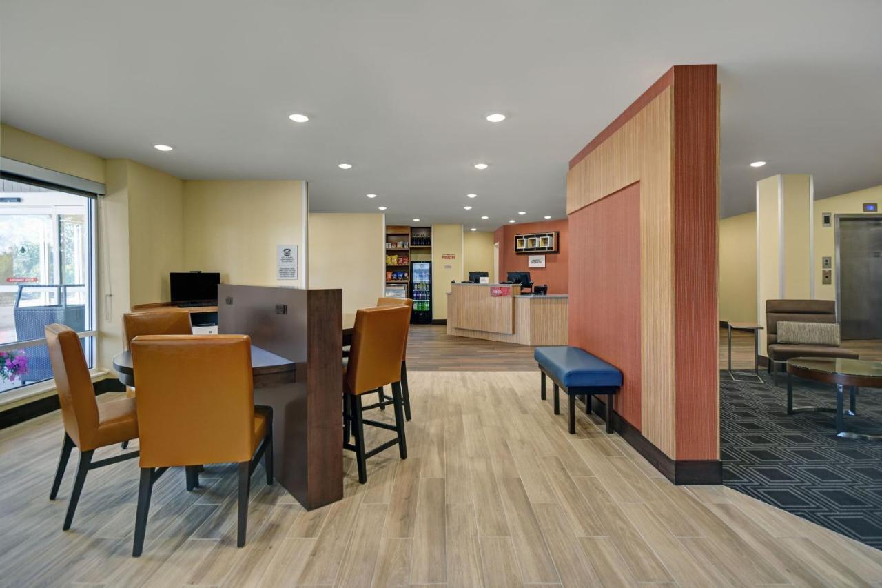 Towneplace Suites By Marriott Grand Rapids Wyoming Esterno foto